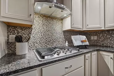 1525 Stoneroller Circle, Bloomington, IL 61705 - Photo 7