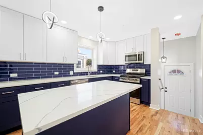 9241 S Kingston Avenue, Chicago, IL 60617 - Photo 15