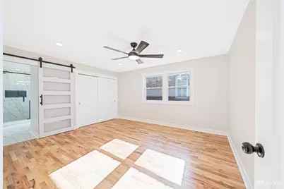 9241 S Kingston Avenue, Chicago, IL 60617 - Photo 7