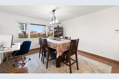 6812 Wainwright Drive, Woodridge, IL 60517 - Photo 3