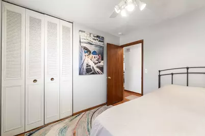 6812 Wainwright Drive, Woodridge, IL 60517 - Photo 13