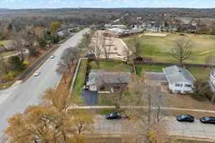 6812 Wainwright Dr, Woodridge, IL 60517 - Photo 25