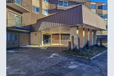 9820 S Pulaski Road #314, Oak Lawn, IL 60453 - Photo 5