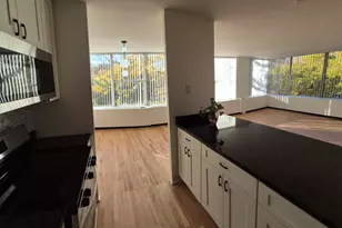 5757 N Sheridan Rd, Chicago, IL 60660 - Photo 5