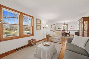 1901 Curtiss St, Downers Grove, IL 60515 - Photo 5