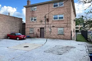 2150 E 79th St, Chicago, IL 60649 - Photo 5