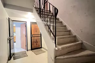 2150 E 79th St, Chicago, IL 60649 - Photo 9