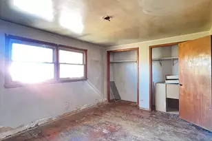 2150 E 79th St, Chicago, IL 60649 - Photo 25