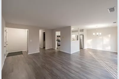 804 Chasefield Lane #3, Crystal Lake, IL 60014 - Photo 3