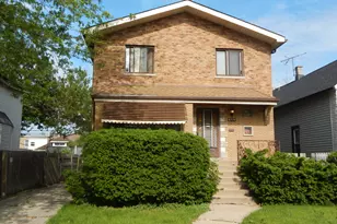 6319 S Troy St, Chicago, IL 60629 - Photo 1