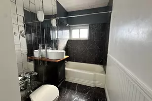 4950 N Marine Dr, Chicago, IL 60640 - Photo 9