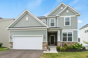 531 Alpine Dr, Algonquin, IL 60102 - Photo 1