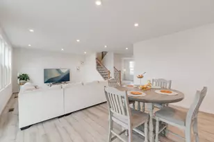 531 Alpine Dr, Algonquin, IL 60102 - Photo 7