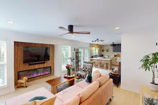 2207 Periwinkle Ln, Naperville, IL 60540 - Photo 11