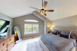 2207 Periwinkle Ln, Naperville, IL 60540 - Photo 15