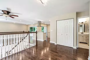 124 Midway Ln, Vernon Hills, IL 60061 - Photo 13