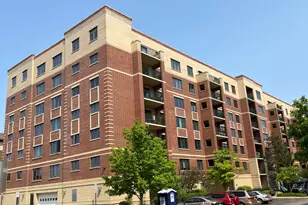 11 S Wille St, Mount Prospect, IL 60056 - Photo 1