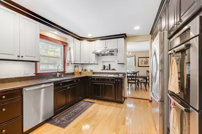 [Address not provided], Winfield, IL 60190 - Photo 9