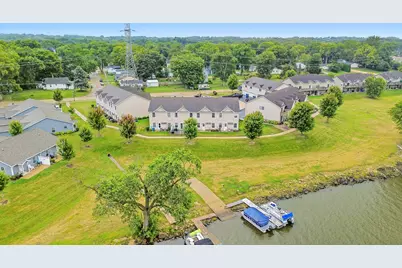 1613 Riverside Circle, Dixon, IL 61021 - Photo 3