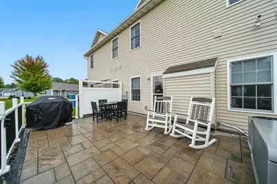 1613 Riverside Circle, Dixon, IL 61021 - Photo 9