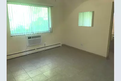 725 Busse Highway #10, Park Ridge, IL 60068 - Photo 25