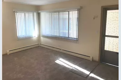 725 Busse Highway #10, Park Ridge, IL 60068 - Photo 13