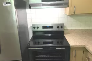 725 Busse Hwy, Park Ridge, IL 60068 - Photo 29