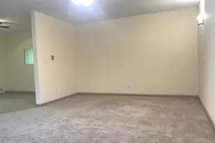 725 Busse Hwy, Park Ridge, IL 60068 - Photo 17