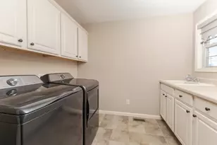 1646 Belclare Rd, Normal, IL 61761 - Photo 21