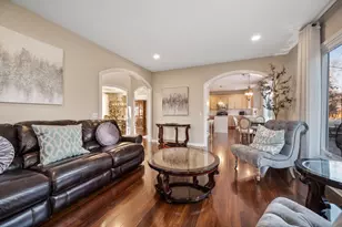 142 N Dixon Dr, Batavia, IL 60510 - Photo 13