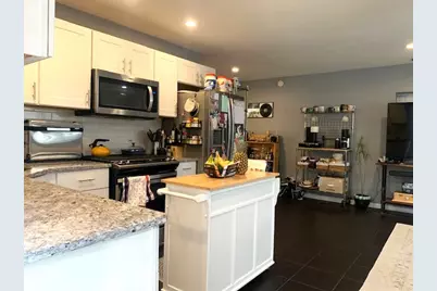 1327 W Walton Street #1, Chicago, IL 60642 - Photo 5