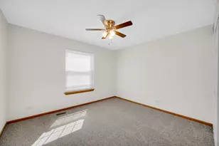 1283 Rose Ave, Carol Stream, IL 60188 - Photo 19