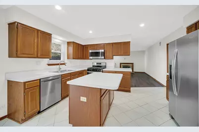 1283 Rose Avenue, Carol Stream, IL 60188 - Photo 11