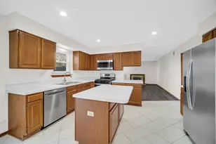 1283 Rose Ave, Carol Stream, IL 60188 - Photo 11
