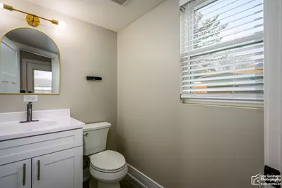 4023 1/2 N Grant Street, Westmont, IL 60559 - Photo 7