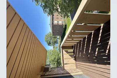 5 Echo Court #12, Vernon Hills, IL 60061 - Photo 3