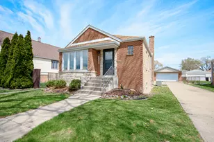 5533 S Menard Ave, Chicago, IL 60638 - Photo 1