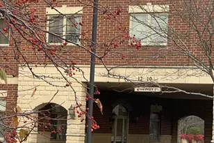 1210 N Foxdale Dr, Addison, IL 60101 - Photo 1