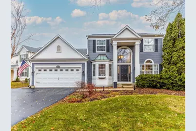 943 Chesapeake Boulevard, Grayslake, IL 60030 - Photo 1