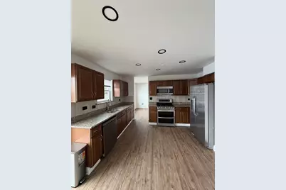 4645 Milford Avenue, Oak Forest, IL 60452 - Photo 7