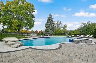 6750 County Line Ln, Burr Ridge, IL 60527 - Photo 25