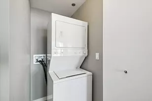 130 N Garland Ct, Chicago, IL 60602 - Photo 15