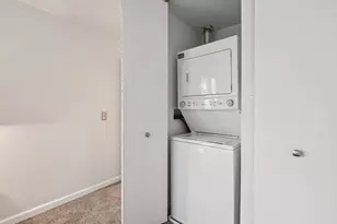 5900 Oakwood Dr, Lisle, IL 60532 - Photo 23