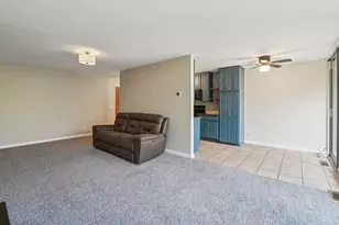 5900 Oakwood Dr, Lisle, IL 60532 - Photo 15