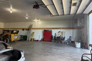 312 E Buckeye Rd, Dakota, IL 61018 - Photo 33