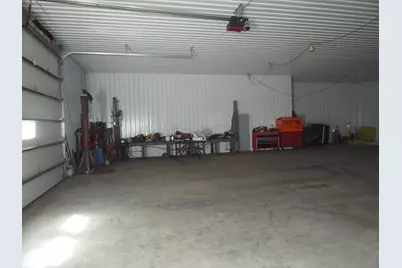 312 E Buckeye Road, Dakota, IL 61018 - Photo 31