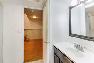 7843 Massasoit Ave, Burbank, IL 60459 - Photo 19