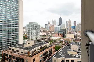 700 N Larrabee St, Chicago, IL 60654 - Photo 5