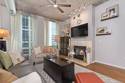 700 N Larrabee Street #1406, Chicago, IL 60654 - Photo 3