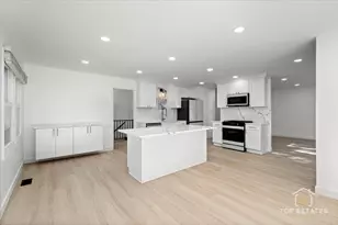 523 Hamilton Ave, Westmont, IL 60559 - Photo 15